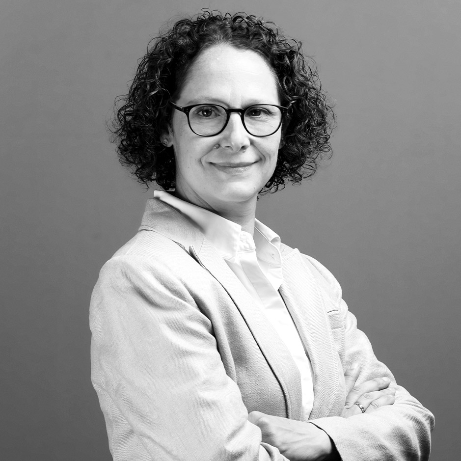 Zoe CLARKE